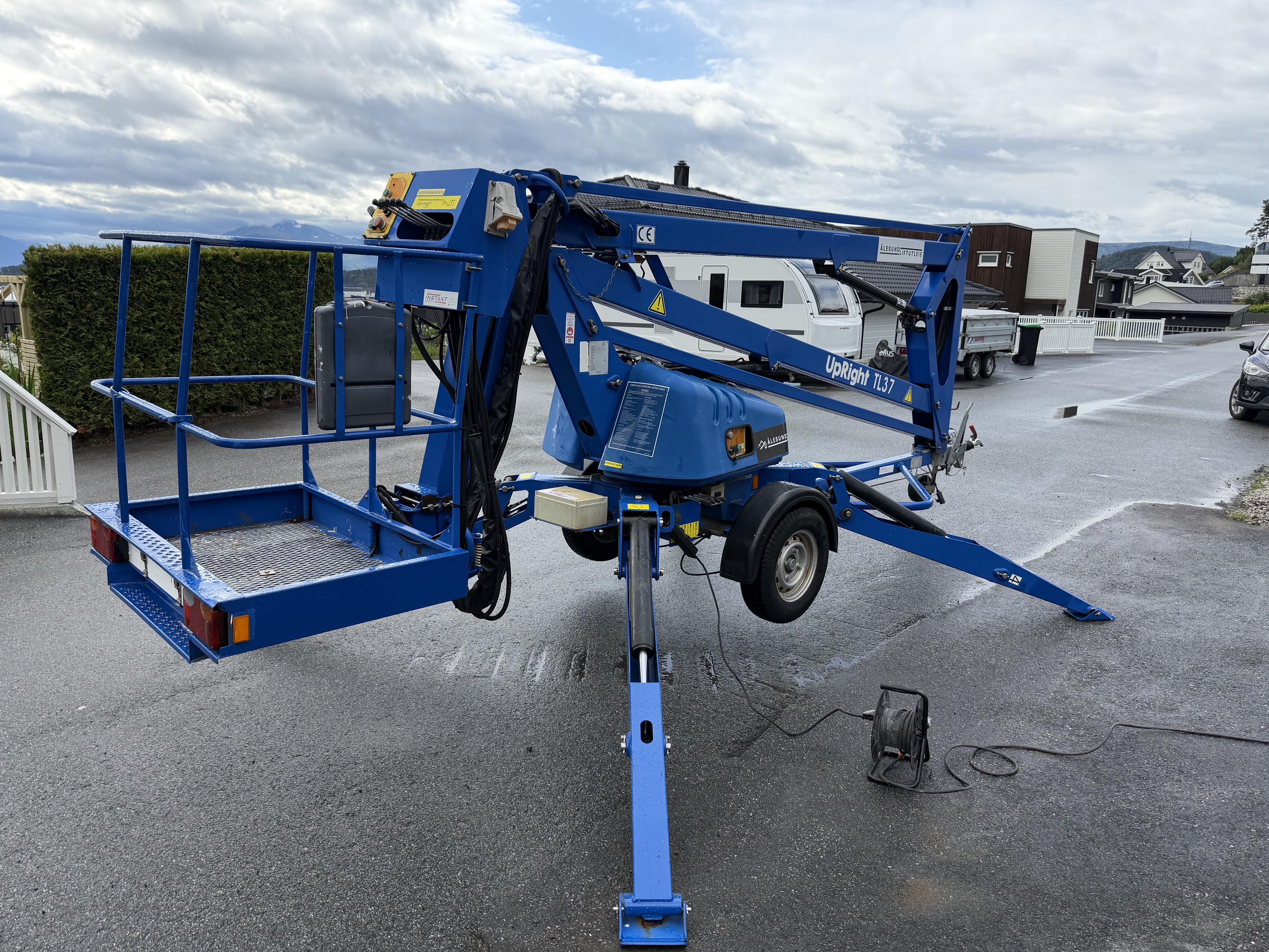15 METER UPRIGHT TL37
