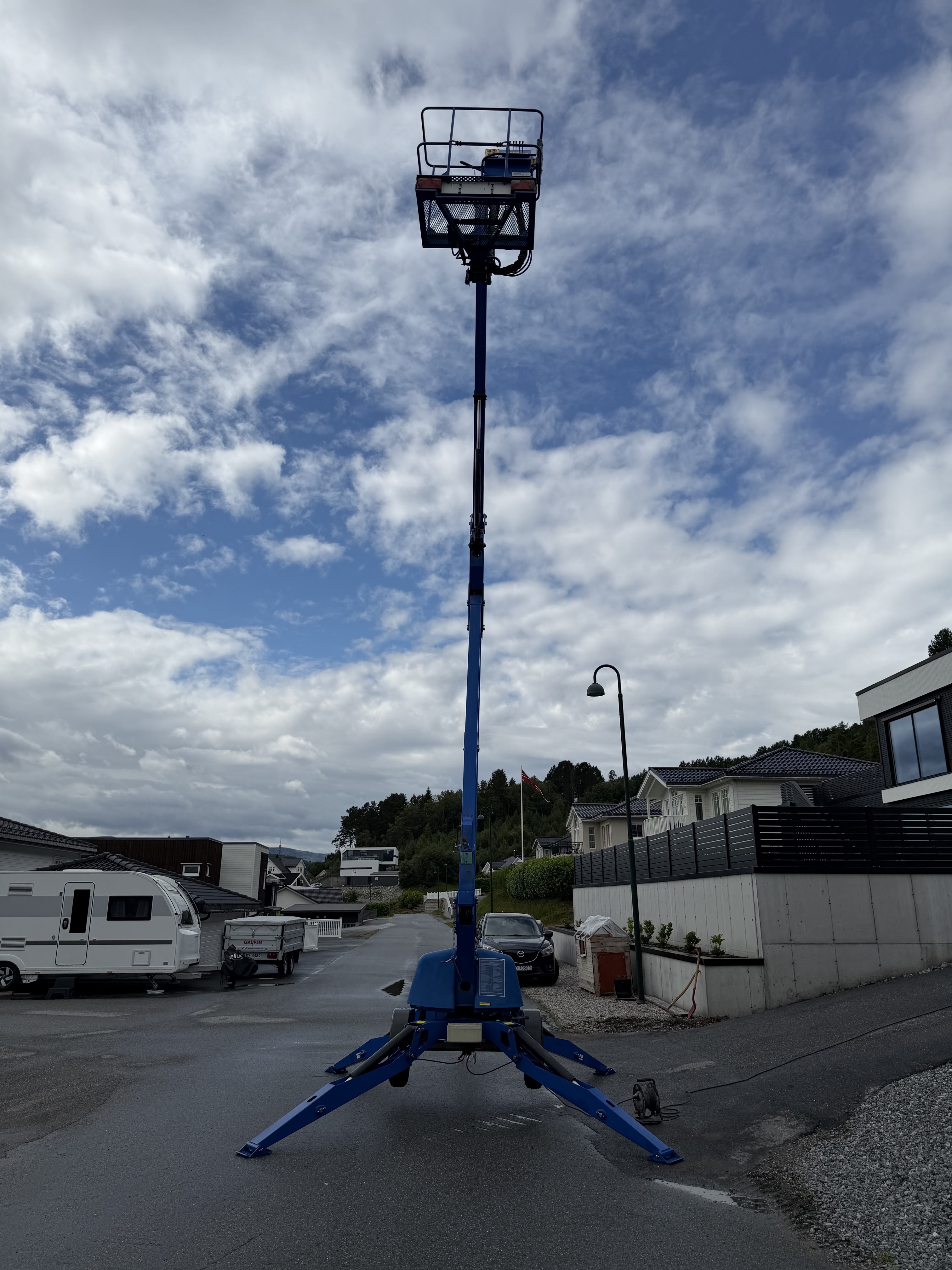 15 METER UPRIGHT TL37
